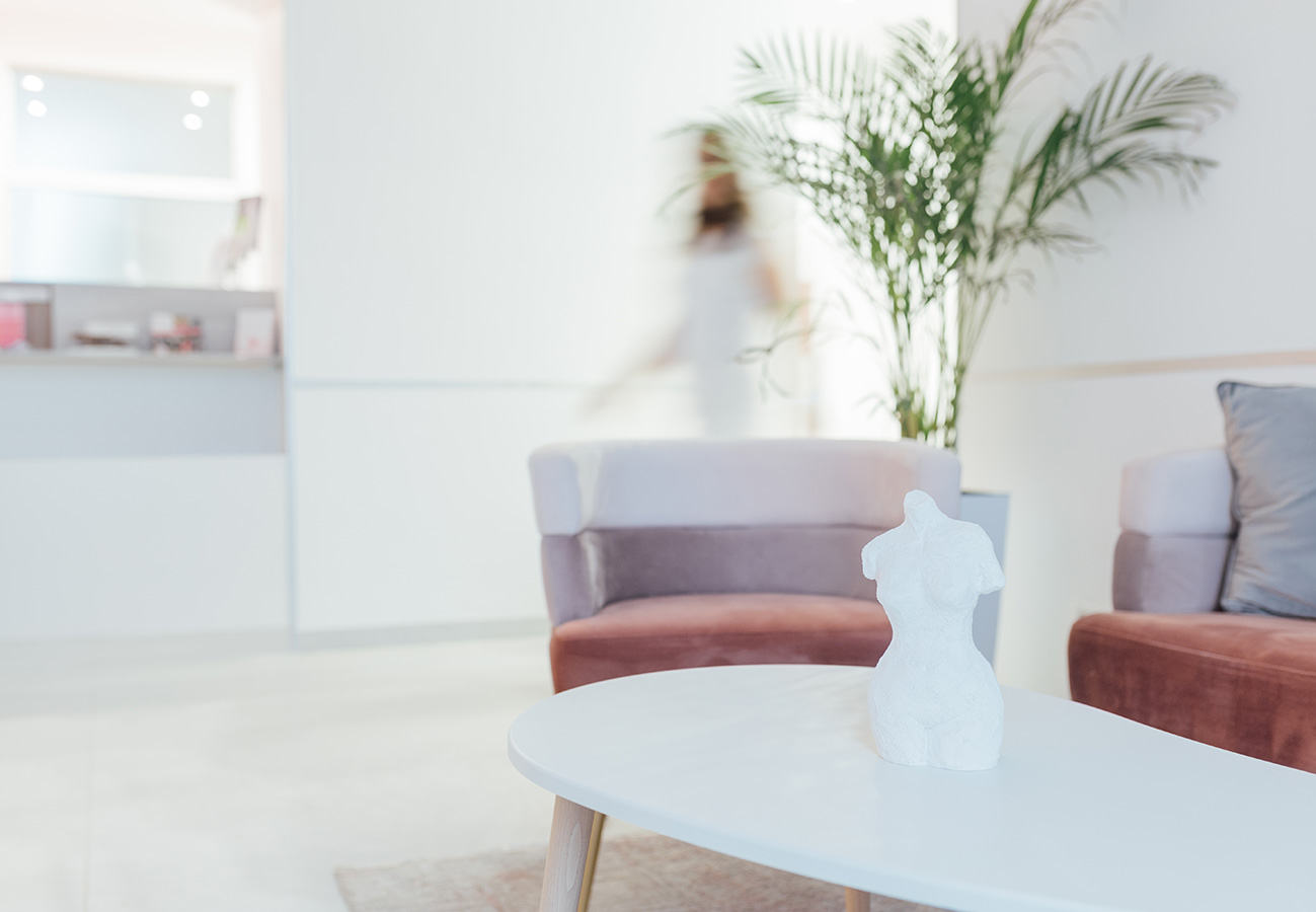 Ordination-Dr. Modaressy-Onghaie