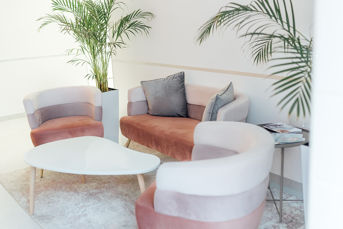 Wartebereich - Dr. Modarressy-Onghaie